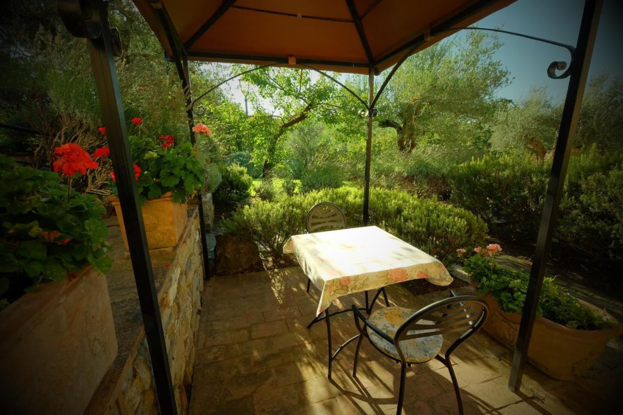 Bed and Breakfast Fonte Magia Castel de' Fiori Экстерьер фото